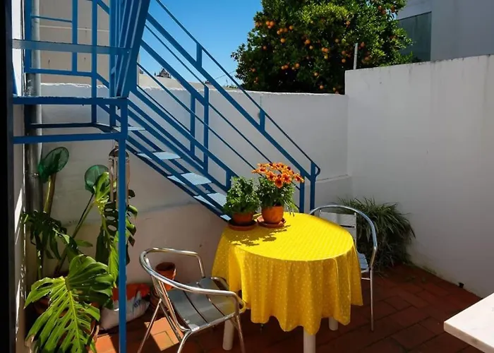 Casa Avelar Holiday home *